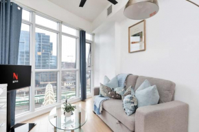 Bright Studio in Prime Downtown Location